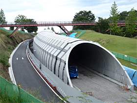 開削トンネル工法の施工例